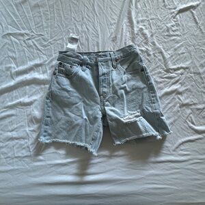 Levis jean shorts